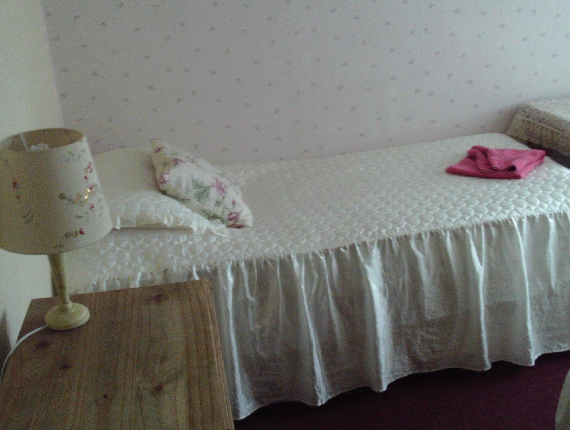 Elsenham Stansted Airport Cottage מראה חיצוני תמונה